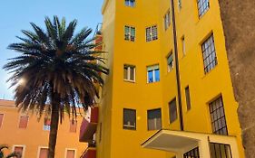Antonioni'S Apartment Trastevere
